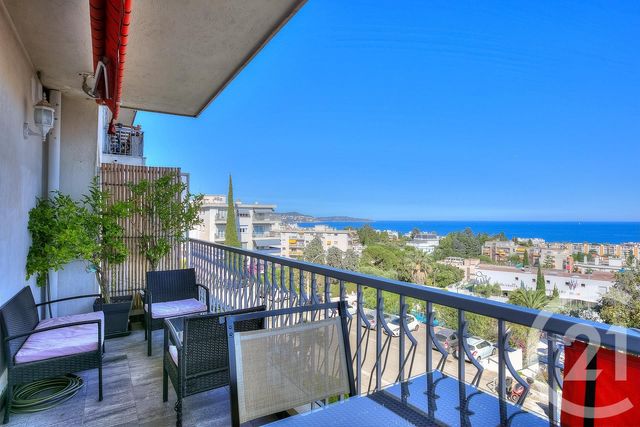 Afficher la photo en grand Appartement F4 à vendre - 4 pièces - 85.0 m2 - NICE - 06 - PROVENCE-ALPES-COTE-D-AZUR - Century 21 Cbs Immobilier