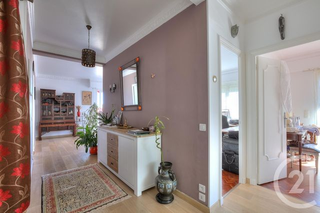 Afficher la photo en grand Appartement F4 à vendre - 4 pièces - 85.0 m2 - NICE - 06 - PROVENCE-ALPES-COTE-D-AZUR - Century 21 Cbs Immobilier