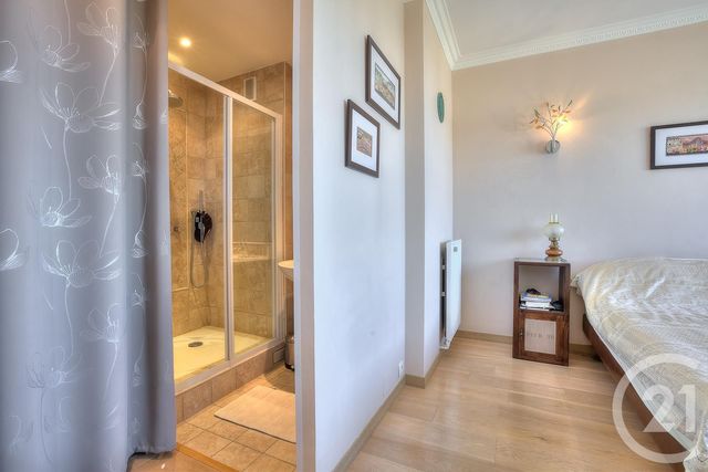 Afficher la photo en grand Appartement F4 à vendre - 4 pièces - 85.0 m2 - NICE - 06 - PROVENCE-ALPES-COTE-D-AZUR - Century 21 Cbs Immobilier