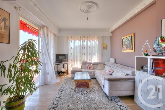 Afficher la photo en grand Appartement F4 à vendre - 4 pièces - 85.0 m2 - NICE - 06 - PROVENCE-ALPES-COTE-D-AZUR - Century 21 Cbs Immobilier