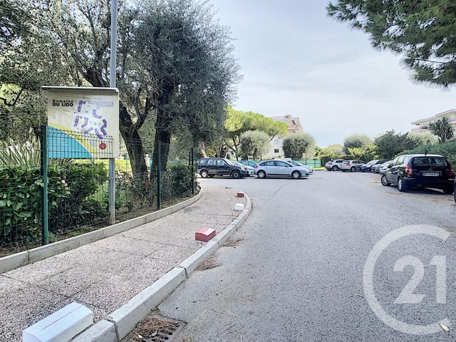 Appartement F4 à vendre - 4 pièces - 97.0 m2 - CAGNES SUR MER - 06 - PROVENCE-ALPES-COTE-D-AZUR - Century 21 Cbs Immobilier Appartement F4 à vendre - 4 pièces - 97.0 m2 - CAGNES SUR MER - 06 - PROVENCE-ALPES-COTE-D-AZUR - Century 21 Cbs Immobilier