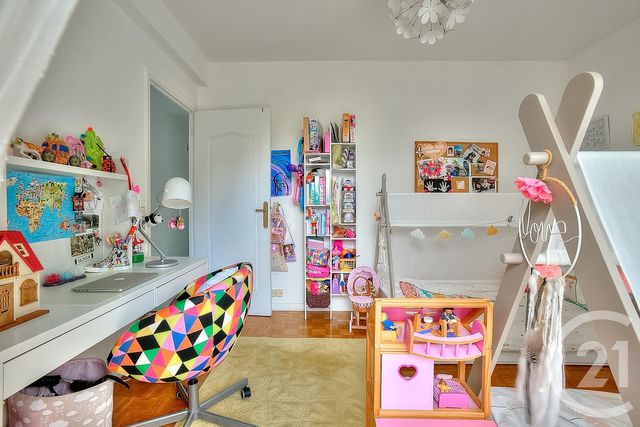 Afficher la photo en grand Appartement F3 à vendre - 3 pièces - 78.0 m2 - NICE - 06 - PROVENCE-ALPES-COTE-D-AZUR - Century 21 Cbs Immobilier