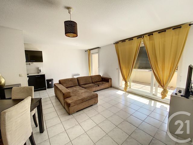 Afficher la photo en grand Appartement F3 à vendre - 3 pièces - 68.25 m2 - 06 - PROVENCE-ALPES-COTE-D-AZUR - Century 21 Cbs Immobilier