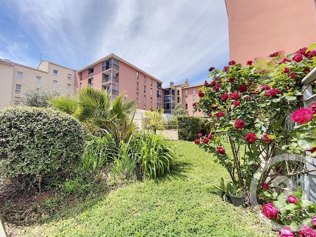 Afficher la photo en grand Appartement F3 à vendre - 3 pièces - 68.25 m2 - 06 - PROVENCE-ALPES-COTE-D-AZUR - Century 21 Cbs Immobilier