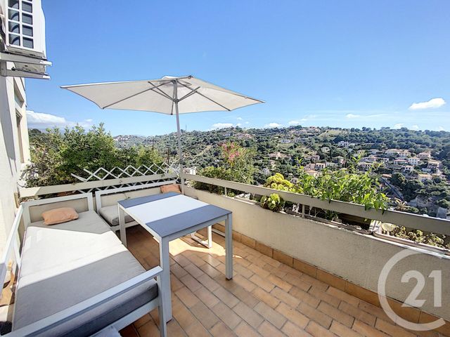 Afficher la photo en grand Appartement F2 à vendre - 2 pièces - 53.4 m2 - NICE - 06 - PROVENCE-ALPES-COTE-D-AZUR - Century 21 Cbs Immobilier