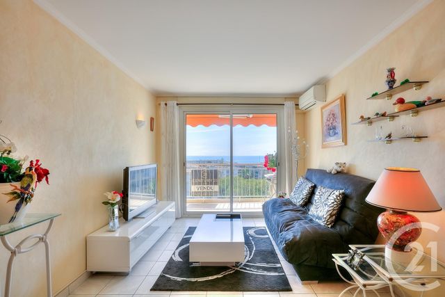 Afficher la photo en grand appartement à vendre - 3 pièces - 71.0 m2 - NICE - 06 - PROVENCE-ALPES-COTE-D-AZUR - Century 21 Cbs Immobilier