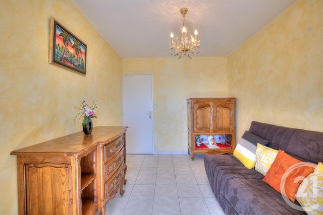 Afficher la photo en grand appartement à vendre - 3 pièces - 71.0 m2 - NICE - 06 - PROVENCE-ALPES-COTE-D-AZUR - Century 21 Cbs Immobilier