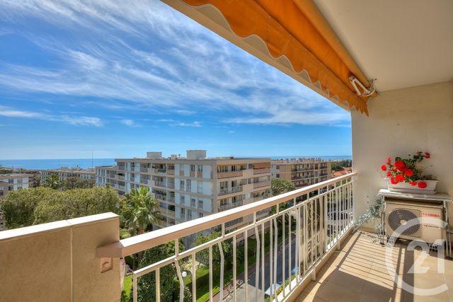 Afficher la photo en grand appartement à vendre - 3 pièces - 71.0 m2 - NICE - 06 - PROVENCE-ALPES-COTE-D-AZUR - Century 21 Cbs Immobilier