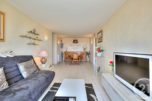 Afficher la photo en grand appartement à vendre - 3 pièces - 71.0 m2 - NICE - 06 - PROVENCE-ALPES-COTE-D-AZUR - Century 21 Cbs Immobilier