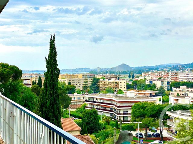 Appartement F3 à vendre - 3 pièces - 82.0 m2 - CAGNES SUR MER - 06 - PROVENCE-ALPES-COTE-D-AZUR - Century 21 Cbs Immobilier Appartement F3 à vendre - 3 pièces - 82.0 m2 - CAGNES SUR MER - 06 - PROVENCE-ALPES-COTE-D-AZUR - Century 21 Cbs Immobilier