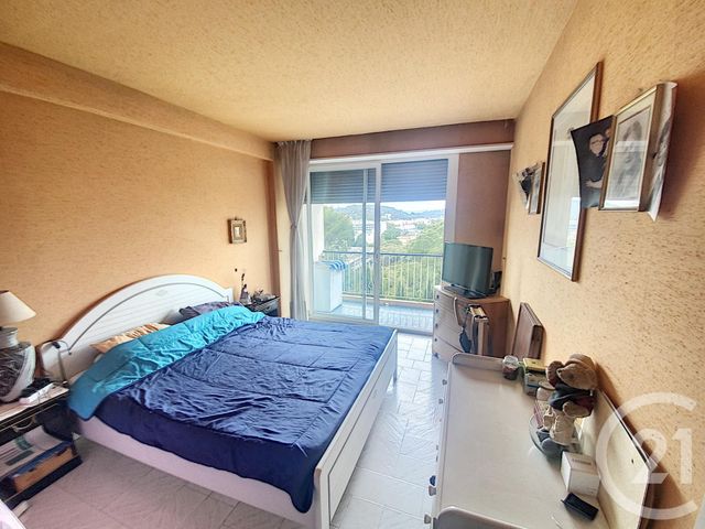 Appartement F3 à vendre - 3 pièces - 82.0 m2 - CAGNES SUR MER - 06 - PROVENCE-ALPES-COTE-D-AZUR - Century 21 Cbs Immobilier Appartement F3 à vendre - 3 pièces - 82.0 m2 - CAGNES SUR MER - 06 - PROVENCE-ALPES-COTE-D-AZUR - Century 21 Cbs Immobilier