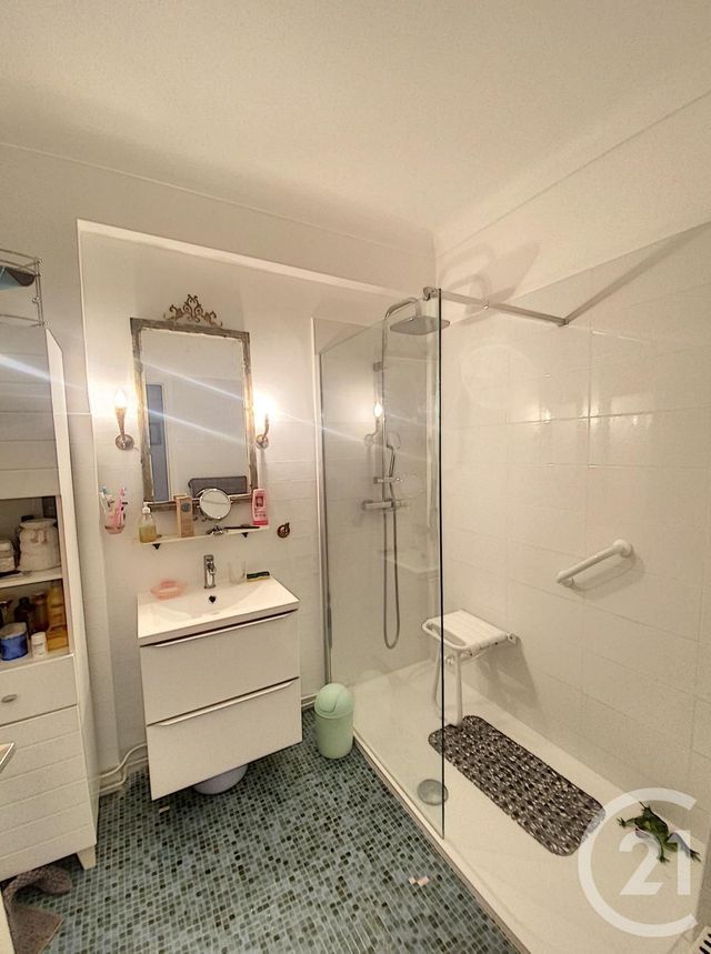 Appartement F3 à vendre - 3 pièces - 82.0 m2 - CAGNES SUR MER - 06 - PROVENCE-ALPES-COTE-D-AZUR - Century 21 Cbs Immobilier Appartement F3 à vendre - 3 pièces - 82.0 m2 - CAGNES SUR MER - 06 - PROVENCE-ALPES-COTE-D-AZUR - Century 21 Cbs Immobilier