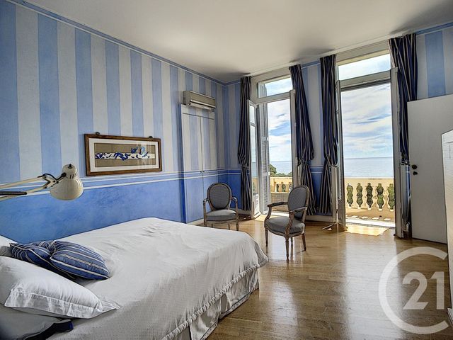 Appartement F3 à vendre - 3 pièces - 90.0 m2 - ROQUEBRUNE CAP MARTIN - 06 - PROVENCE-ALPES-COTE-D-AZUR - Century 21 Cbs Immobilier Appartement F3 à vendre - 3 pièces - 90.0 m2 - ROQUEBRUNE CAP MARTIN - 06 - PROVENCE-ALPES-COTE-D-AZUR - Century 21 Cbs Immobilier