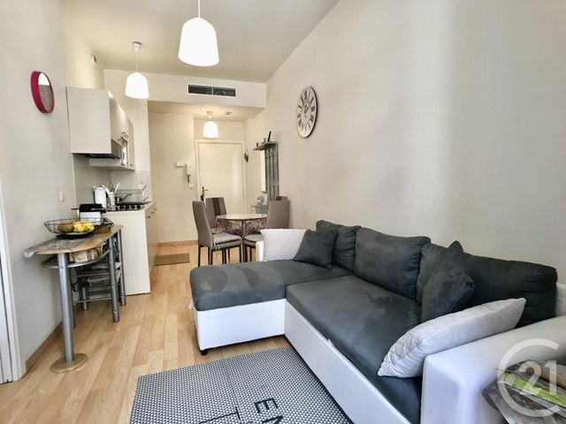 Appartement F2 à vendre - 2 pièces - 31.0 m2 - NICE - 06 - PROVENCE-ALPES-COTE-D-AZUR - Century 21 Cbs Immobilier Appartement F2 à vendre - 2 pièces - 31.0 m2 - NICE - 06 - PROVENCE-ALPES-COTE-D-AZUR - Century 21 Cbs Immobilier