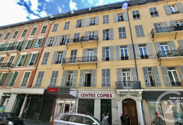 Appartement F2 à vendre - 2 pièces - 31.0 m2 - NICE - 06 - PROVENCE-ALPES-COTE-D-AZUR - Century 21 Cbs Immobilier Appartement F2 à vendre - 2 pièces - 31.0 m2 - NICE - 06 - PROVENCE-ALPES-COTE-D-AZUR - Century 21 Cbs Immobilier