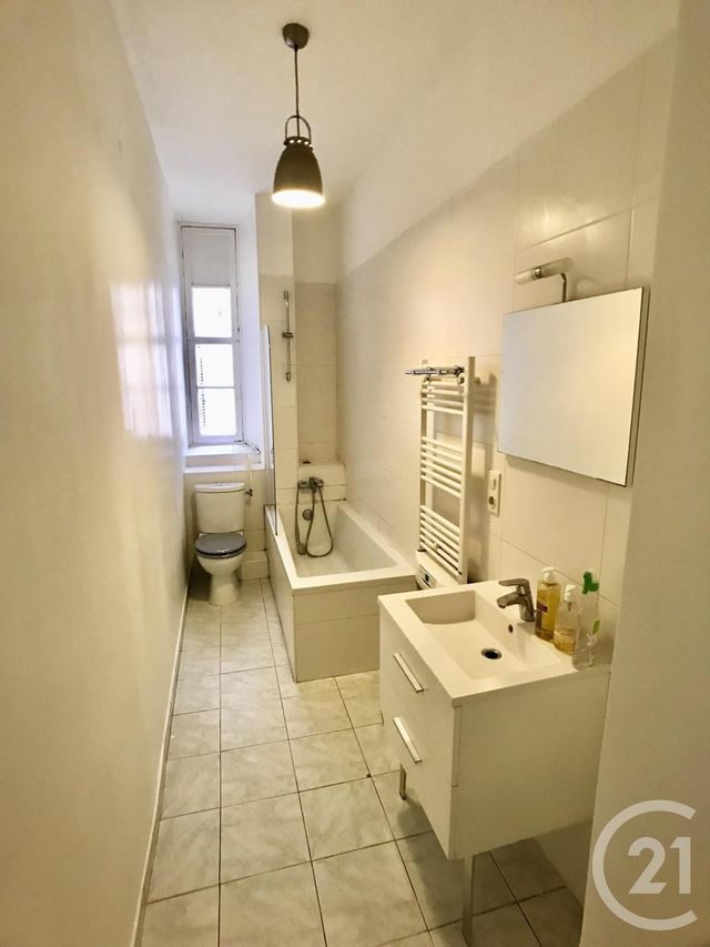 Afficher la photo en grand Appartement F2 à vendre - 2 pièces - 54.8 m2 - NICE - 06 - PROVENCE-ALPES-COTE-D-AZUR - Century 21 Cbs Immobilier