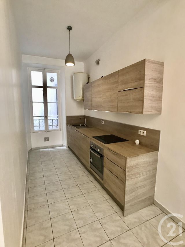 Afficher la photo en grand Appartement F2 à vendre - 2 pièces - 54.8 m2 - NICE - 06 - PROVENCE-ALPES-COTE-D-AZUR - Century 21 Cbs Immobilier