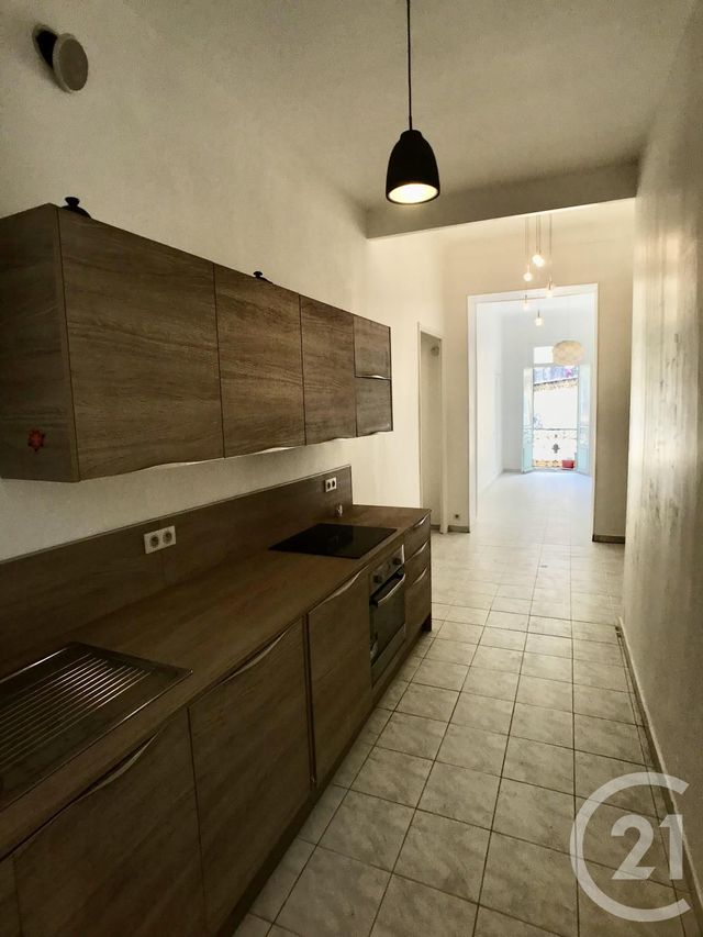 Afficher la photo en grand Appartement F2 à vendre - 2 pièces - 54.8 m2 - NICE - 06 - PROVENCE-ALPES-COTE-D-AZUR - Century 21 Cbs Immobilier