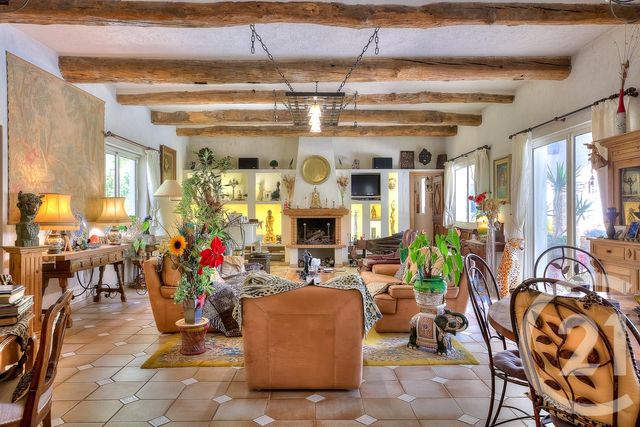 Afficher la photo en grand maison à vendre - 7 pièces - 281.08 m2 - PEILLE - 06 - PROVENCE-ALPES-COTE-D-AZUR - Century 21 Cbs Immobilier