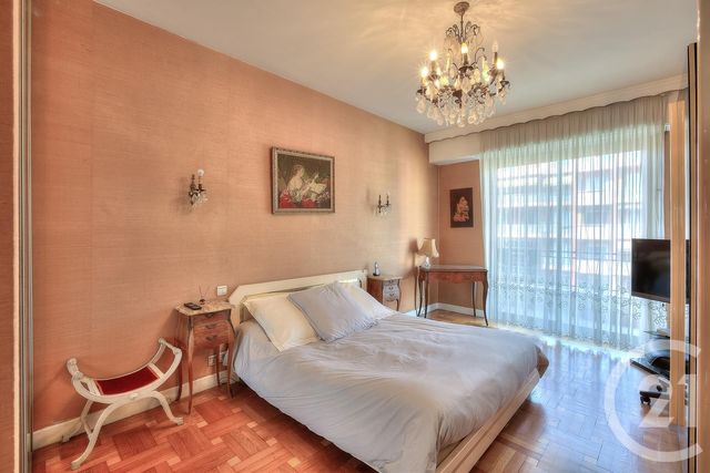 Afficher la photo en grand Appartement F3 à vendre - 3 pièces - 75.49 m2 - NICE - 06 - PROVENCE-ALPES-COTE-D-AZUR - Century 21 Cbs Immobilier