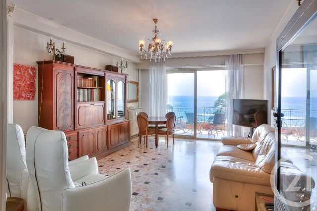 Afficher la photo en grand Appartement F3 à vendre - 3 pièces - 75.49 m2 - NICE - 06 - PROVENCE-ALPES-COTE-D-AZUR - Century 21 Cbs Immobilier