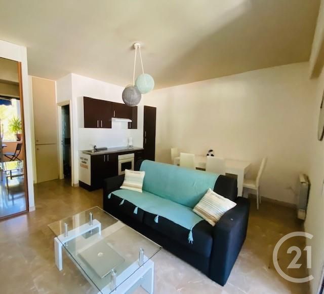 Afficher la photo en grand Studio à vendre - 1 pièce - 26.0 m2 - NICE - 06 - PROVENCE-ALPES-COTE-D-AZUR - Century 21 Cbs Immobilier