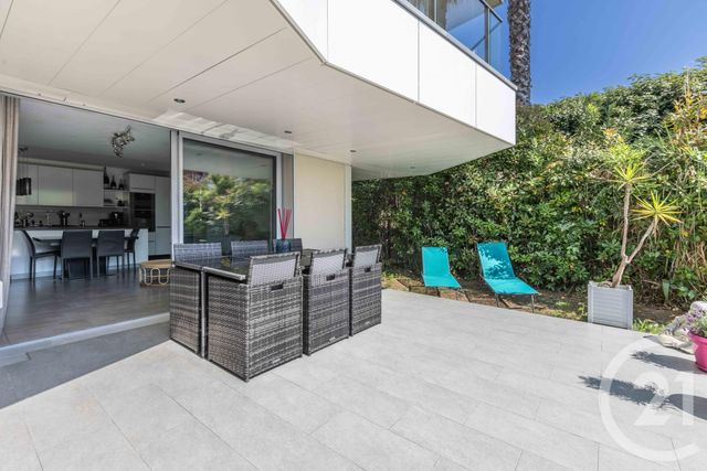 Appartement F3 à vendre - 3 pièces - 71.0 m2 - NICE - 06 - PROVENCE-ALPES-COTE-D-AZUR - Century 21 Cbs Immobilier