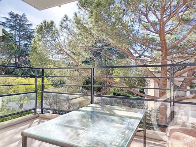 Appartement F2 à vendre - 2 pièces - 41.0 m2 - NICE - 06 - PROVENCE-ALPES-COTE-D-AZUR - Century 21 Cbs Immobilier