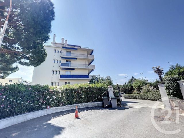 parking à vendre - 10.0 m2 - NICE - 06 - PROVENCE-ALPES-COTE-D-AZUR - Century 21 Cbs Immobilier