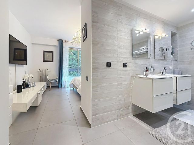 Appartement F4 à vendre - 4 pièces - 113.0 m2 - NICE - 06 - PROVENCE-ALPES-COTE-D-AZUR - Century 21 Cbs Immobilier