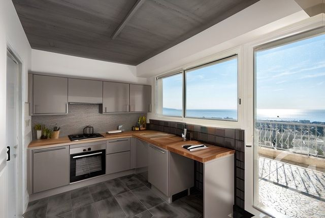 Appartement F3 à vendre - 3 pièces - 99.1 m2 - NICE - 06 - PROVENCE-ALPES-COTE-D-AZUR - Century 21 Cbs Immobilier