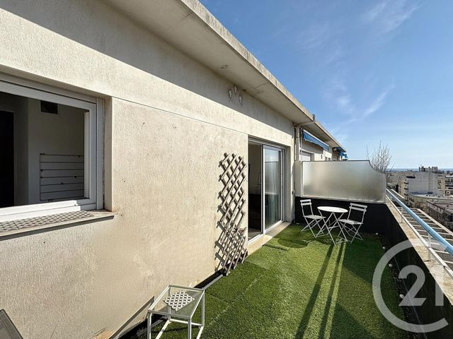 Afficher la photo en grand Appartement T1 à vendre - 1 pièce - 28.0 m2 - NICE - 06 - PROVENCE-ALPES-COTE-D-AZUR - Century 21 Cbs Immobilier