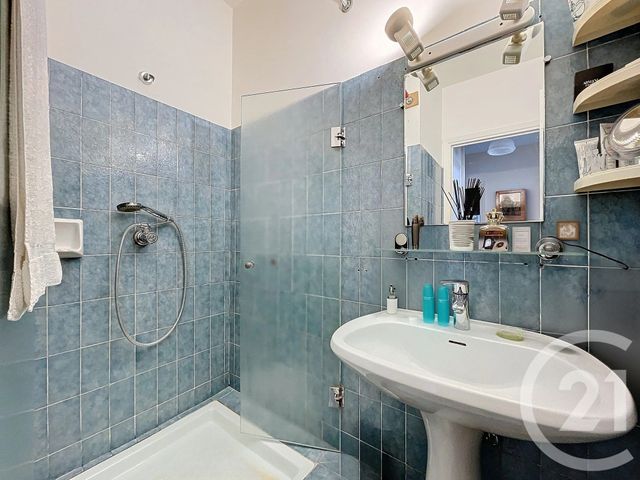 Afficher la photo en grand Appartement F4 à vendre - 4 pièces - 98.41 m2 - NICE - 06 - PROVENCE-ALPES-COTE-D-AZUR - Century 21 Cbs Immobilier