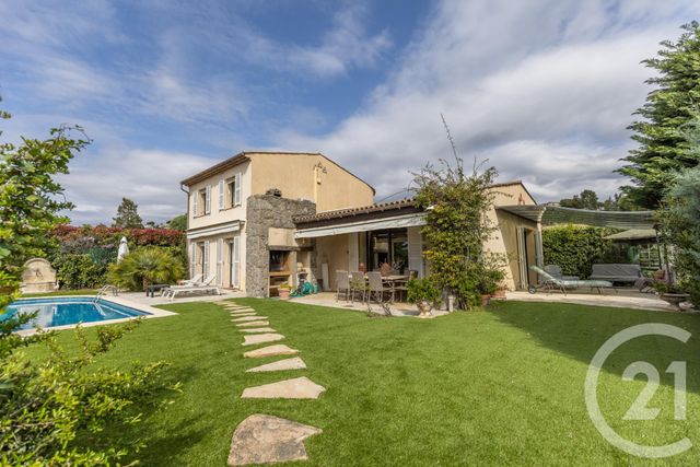 maison à vendre - 5 pièces - 137.75 m2 - VILLENEUVE LOUBET - 06 - PROVENCE-ALPES-COTE-D-AZUR - Century 21 Cbs Immobilier