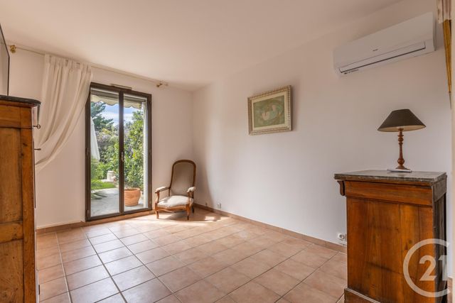 maison à vendre - 5 pièces - 137.75 m2 - VILLENEUVE LOUBET - 06 - PROVENCE-ALPES-COTE-D-AZUR - Century 21 Cbs Immobilier