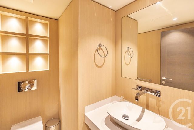 Afficher la photo en grand Appartement F4 à vendre - 4 pièces - 119.3 m2 - JUAN LES PINS - 06 - PROVENCE-ALPES-COTE-D-AZUR - Century 21 Cbs Immobilier