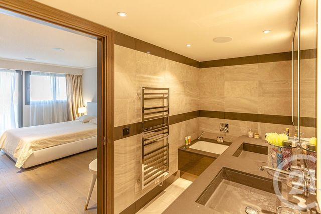 Appartement F4 à vendre - 4 pièces - 114.43 m2 - JUAN LES PINS - 06 - PROVENCE-ALPES-COTE-D-AZUR - Century 21 Cbs Immobilier