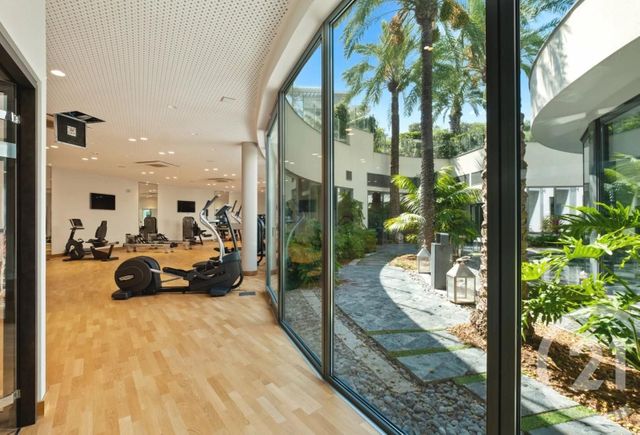 Appartement F4 à vendre - 4 pièces - 118.88 m2 - JUAN LES PINS - 06 - PROVENCE-ALPES-COTE-D-AZUR - Century 21 Cbs Immobilier