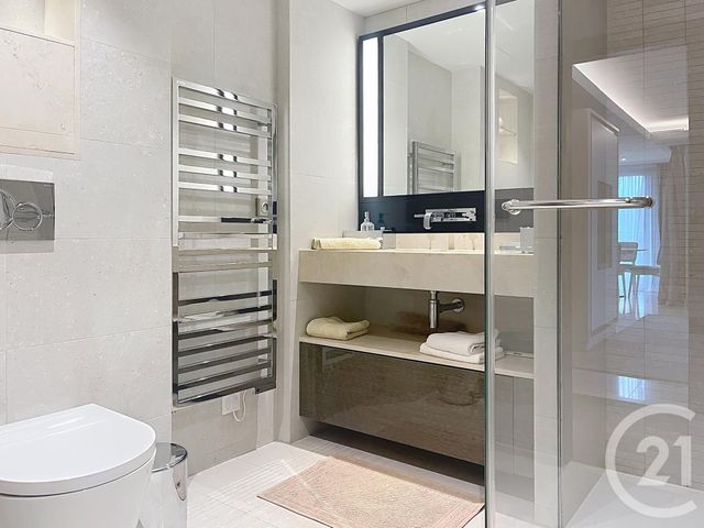 Appartement F4 à vendre - 4 pièces - 118.88 m2 - JUAN LES PINS - 06 - PROVENCE-ALPES-COTE-D-AZUR - Century 21 Cbs Immobilier