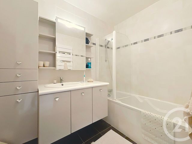 Appartement F2 à vendre - 2 pièces - 57.94 m2 - NICE - 06 - PROVENCE-ALPES-COTE-D-AZUR - Century 21 Cbs Immobilier