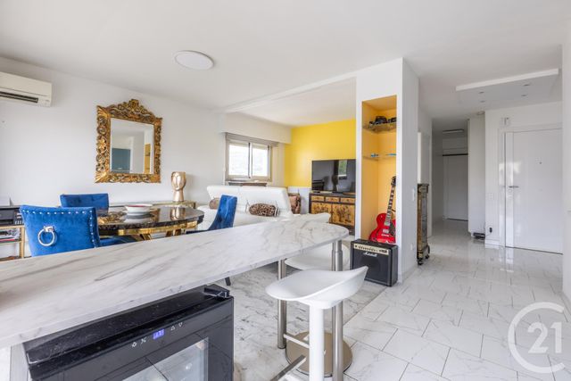 Appartement F2 à vendre - 2 pièces - 54.18 m2 - CANNES - 06 - PROVENCE-ALPES-COTE-D-AZUR - Century 21 Cbs Immobilier