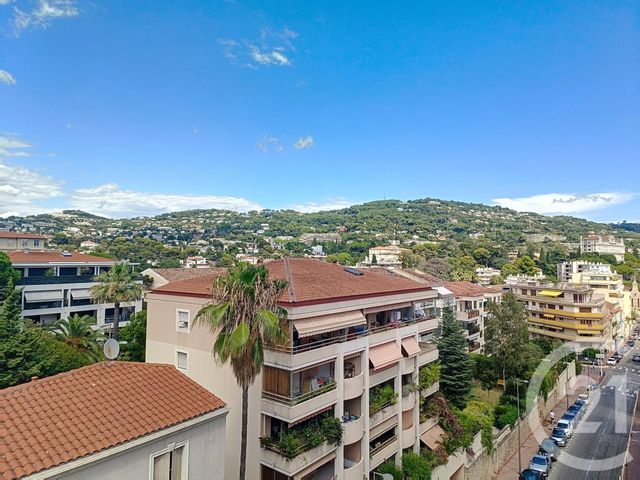 Appartement F2 à vendre - 2 pièces - 54.18 m2 - CANNES - 06 - PROVENCE-ALPES-COTE-D-AZUR - Century 21 Cbs Immobilier