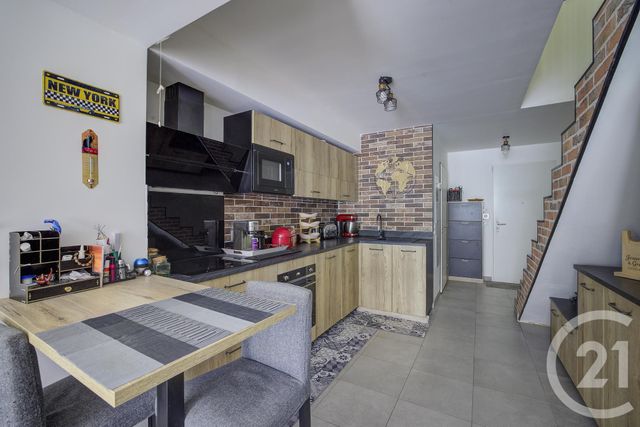 Appartement F3 à vendre - 3 pièces - 64.1 m2 - NICE - 06 - PROVENCE-ALPES-COTE-D-AZUR - Century 21 Cbs Immobilier