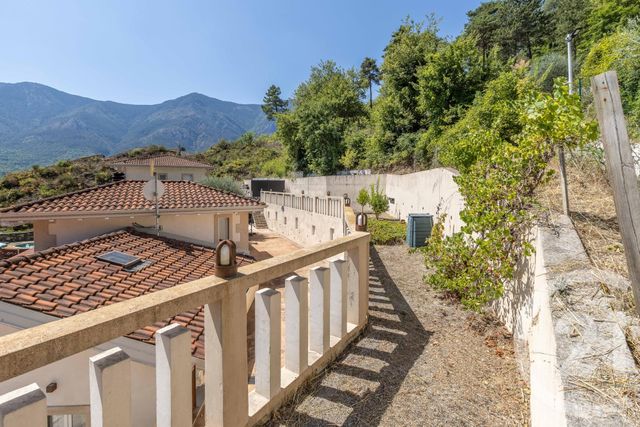 maison à vendre - 5 pièces - 143.35 m2 - MASSOINS - 06 - PROVENCE-ALPES-COTE-D-AZUR - Century 21 Cbs Immobilier