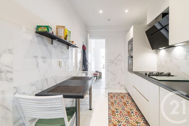 Afficher la photo en grand Appartement F3 à vendre - 3 pièces - 77.59 m2 - NICE - 06 - PROVENCE-ALPES-COTE-D-AZUR - Century 21 Cbs Immobilier