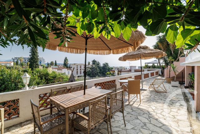 maison à vendre - 7 pièces - 180.0 m2 - NICE - 06 - PROVENCE-ALPES-COTE-D-AZUR - Century 21 Cbs Immobilier