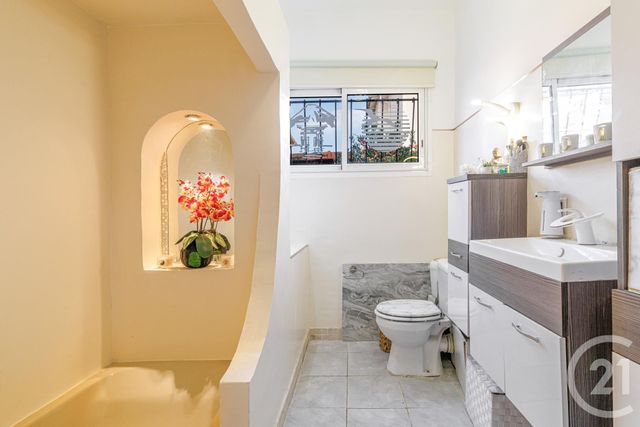 maison à vendre - 7 pièces - 180.0 m2 - NICE - 06 - PROVENCE-ALPES-COTE-D-AZUR - Century 21 Cbs Immobilier