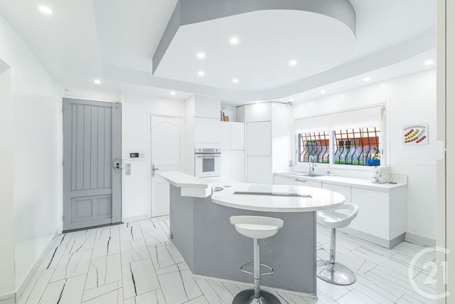 maison à vendre - 7 pièces - 180.0 m2 - NICE - 06 - PROVENCE-ALPES-COTE-D-AZUR - Century 21 Cbs Immobilier