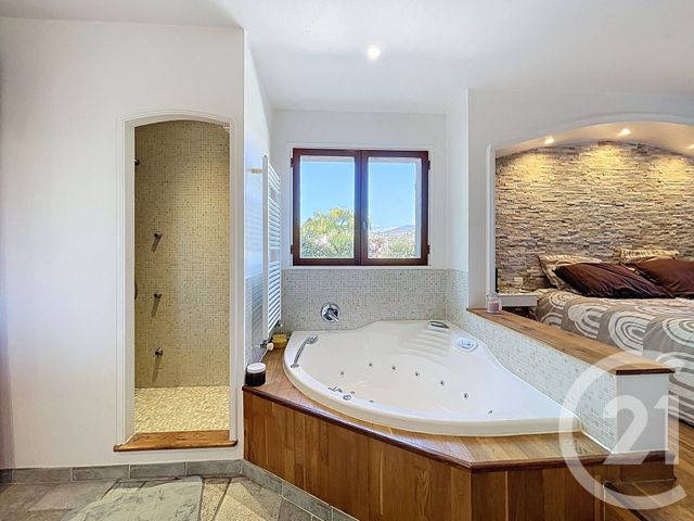 maison à vendre - 8 pièces - 192.0 m2 - NICE - 06 - PROVENCE-ALPES-COTE-D-AZUR - Century 21 Cbs Immobilier