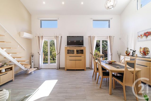 maison à vendre - 6 pièces - 168.55 m2 - NICE - 06 - PROVENCE-ALPES-COTE-D-AZUR - Century 21 Cbs Immobilier